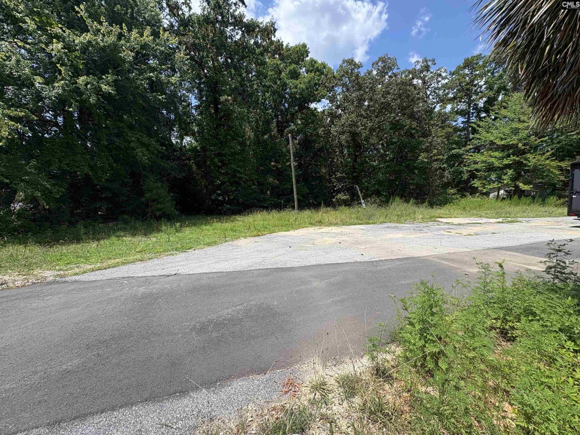 417b Chapin Road Photo 5