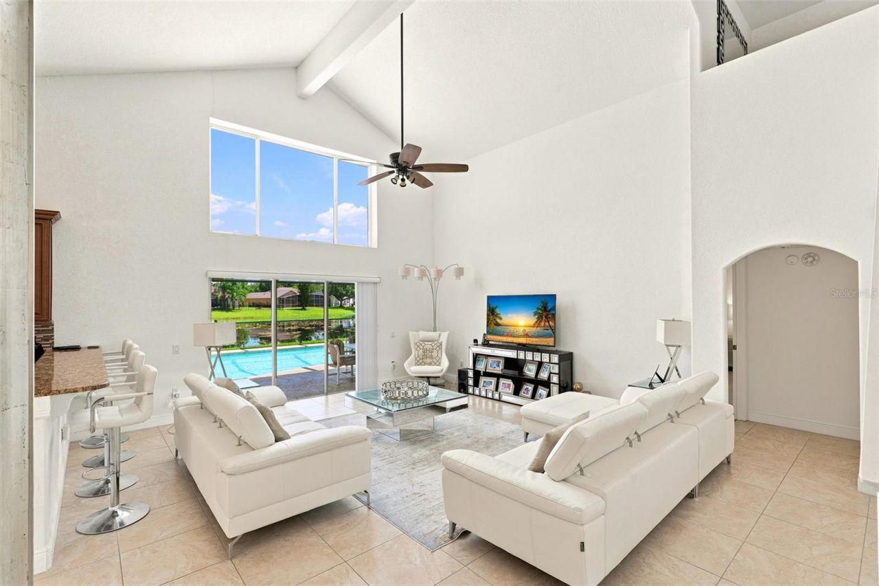 13494 Falcon Pointe Drive, Orlando, FL 32837 Photo