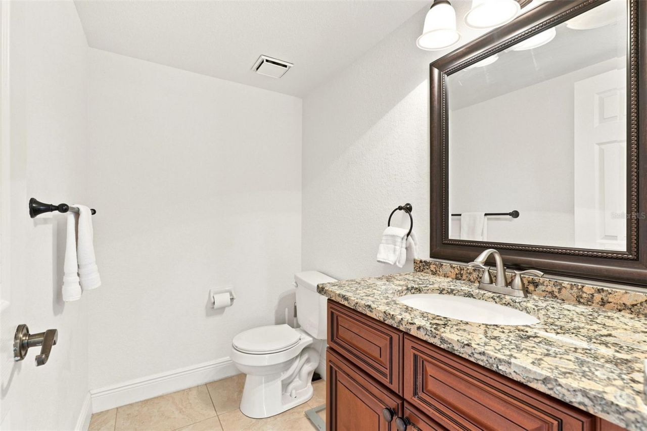 13494 Falcon Pointe Drive, Orlando, FL 32837 Photo