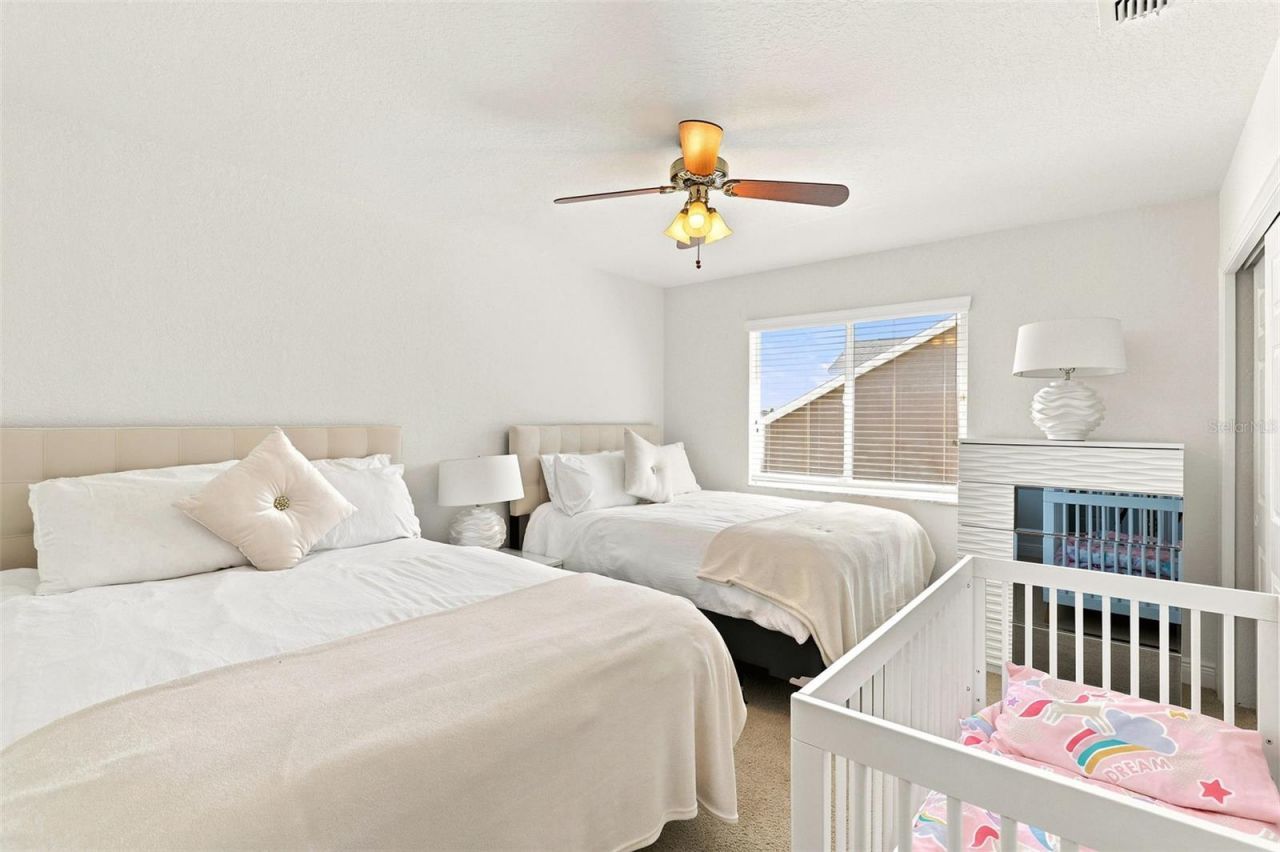 13494 Falcon Pointe Drive, Orlando, FL 32837 Photo