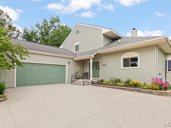 8070 Wadding , Onsted, MI 49265