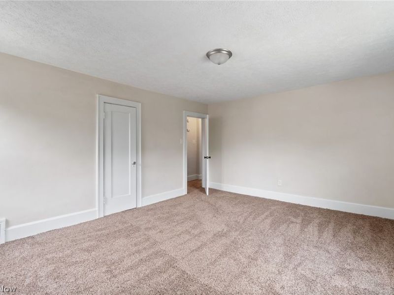 1061 Emma Avenue, Akron, OH 44302 Photo 17