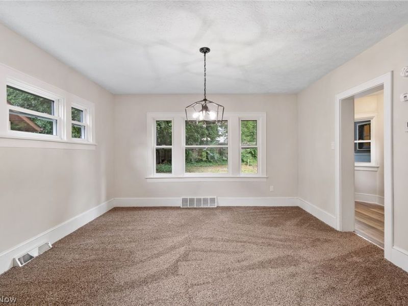 1061 Emma Avenue, Akron, OH 44302 Photo 7
