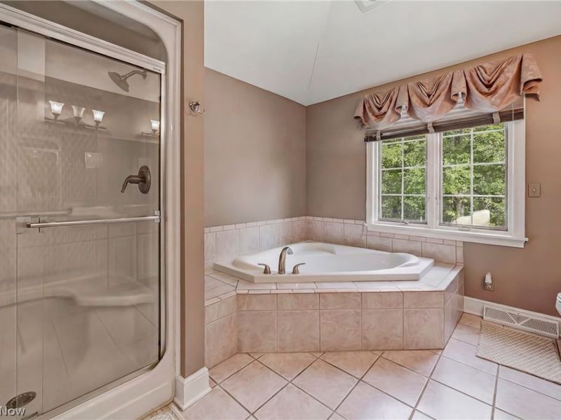 300 Russo Drive, Canfield, OH 44406 Photo 28