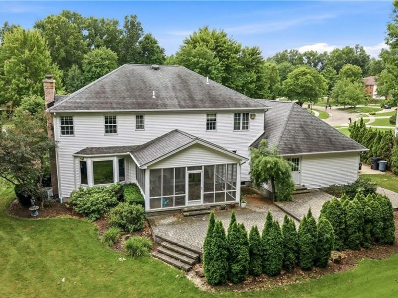 300 Russo Drive, Canfield, OH 44406 Photo 5