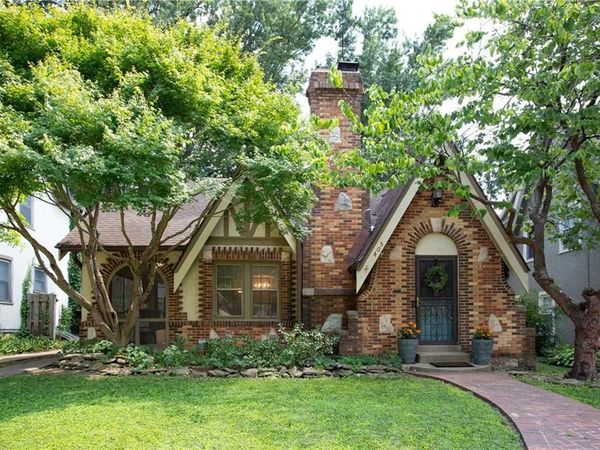 405 E 72nd Street, Kansas City, MO 64131