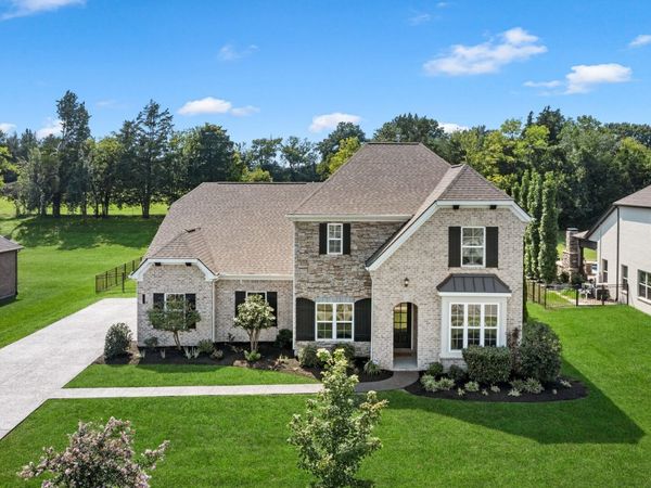 1127 Madison Mill Dr, Nolensville, TN 37135