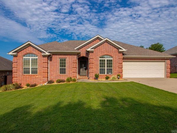4 Sanibel Cove, Little Rock, AR 72210