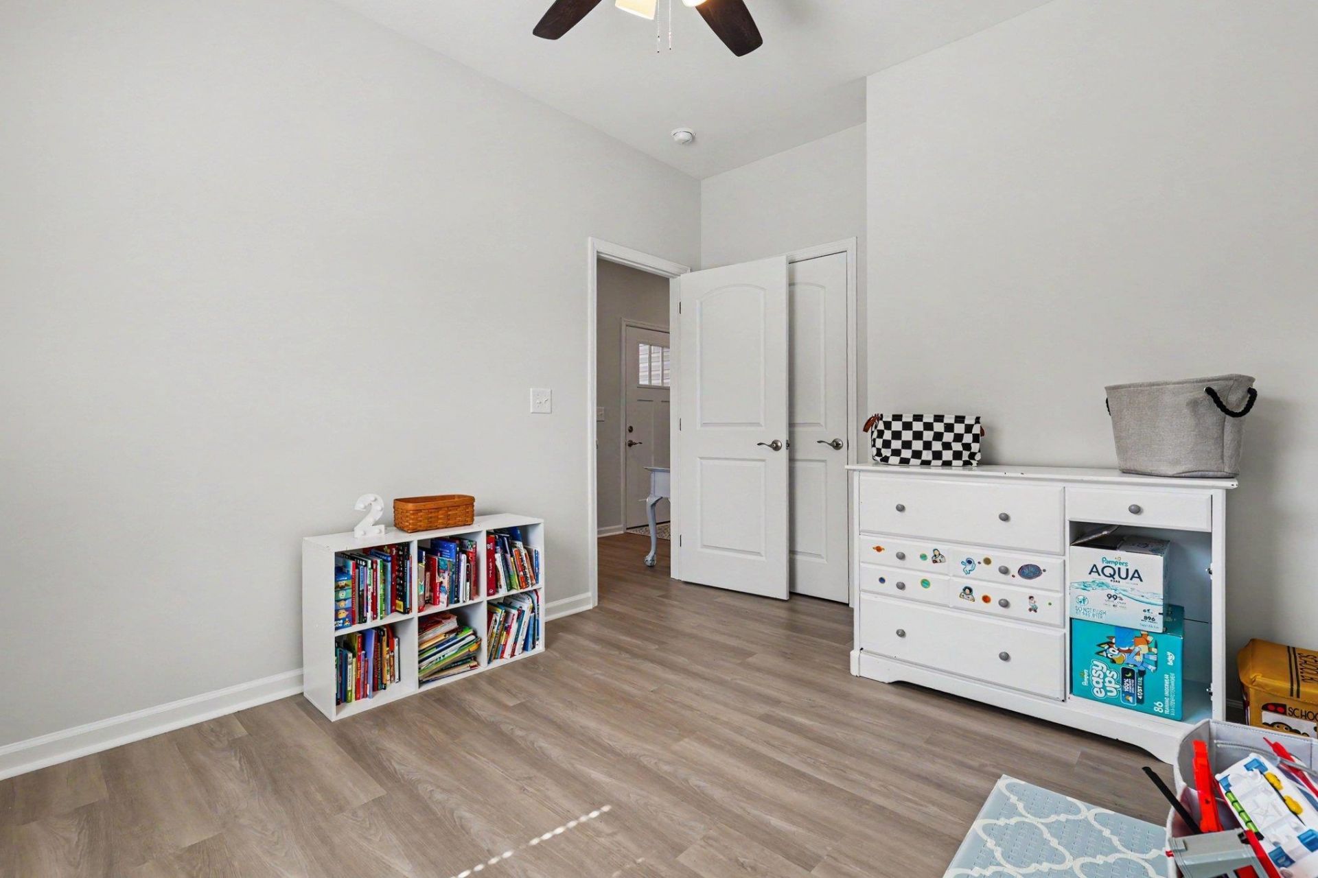 704 Fair Weather Dr Photo 23
