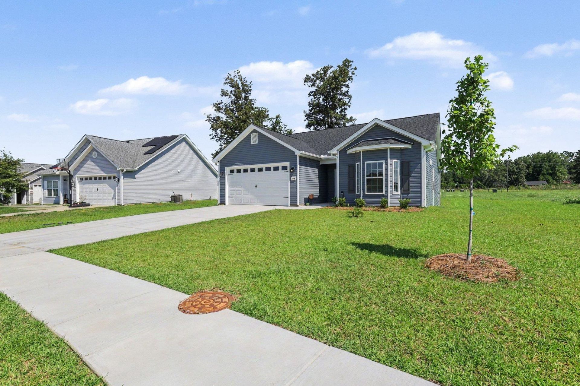 704 Fair Weather Dr Photo 3