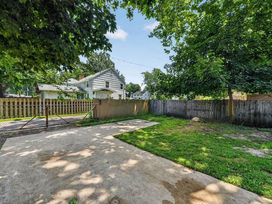 Property Image 24