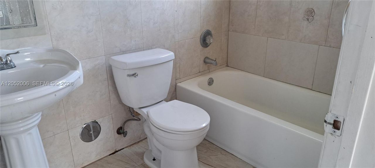9754 NW 26th Ave, Unit 9754, Miami, FL 33147 Photo