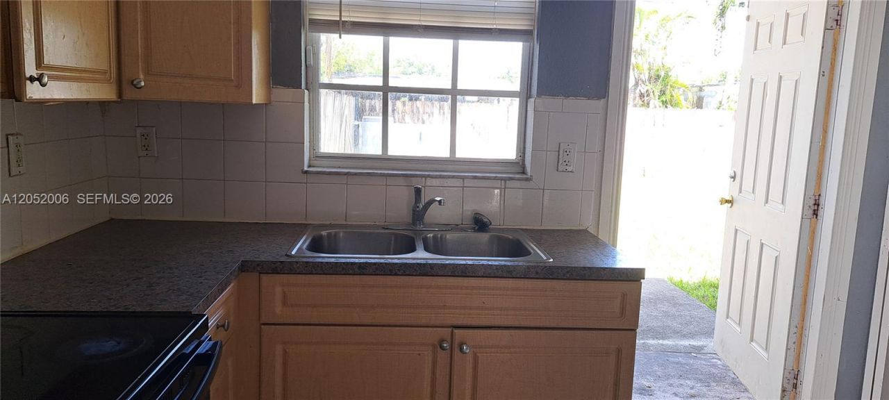 9754 NW 26th Ave, Unit 9754, Miami, FL 33147 Photo