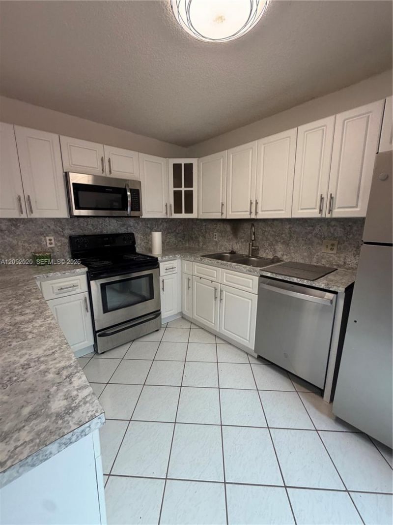 2563 Camelot , Unit 2563, Cooper City, FL 33026 Photo