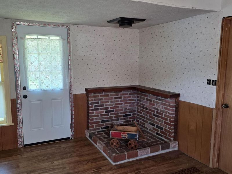 207 E Harmon Drive, Greenville, OH 45331 Photo 6