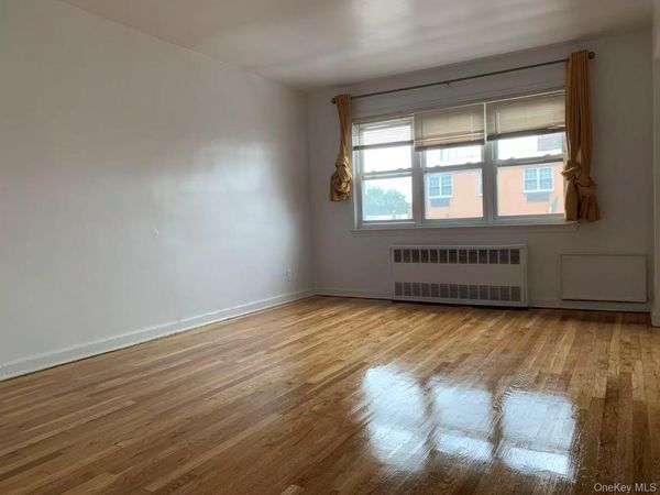 32-25 68th Street , Woodside, NY 11377
