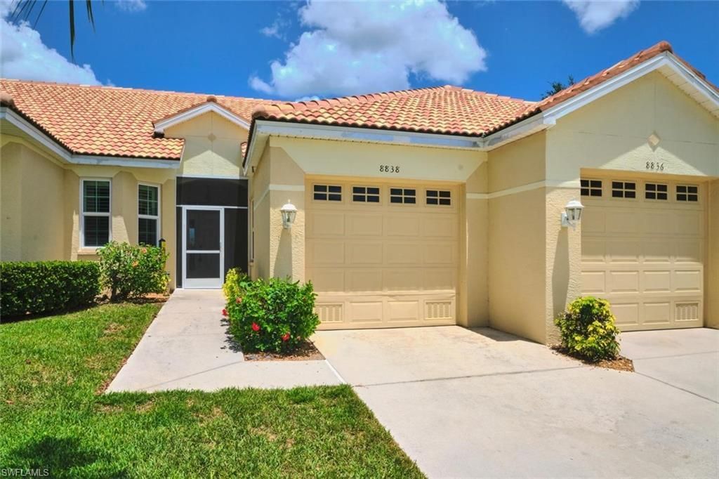 8838 Middlebrook Dr, Fort Myers, FL 33908 Photo
