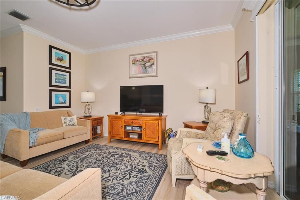 8838 Middlebrook Dr, Fort Myers, FL 33908 Photo