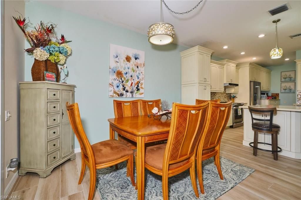8838 Middlebrook Dr, Fort Myers, FL 33908 Photo