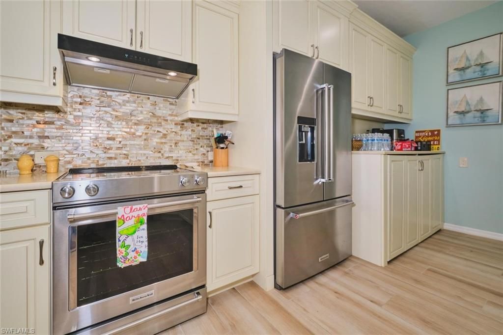 8838 Middlebrook Dr, Fort Myers, FL 33908 Photo