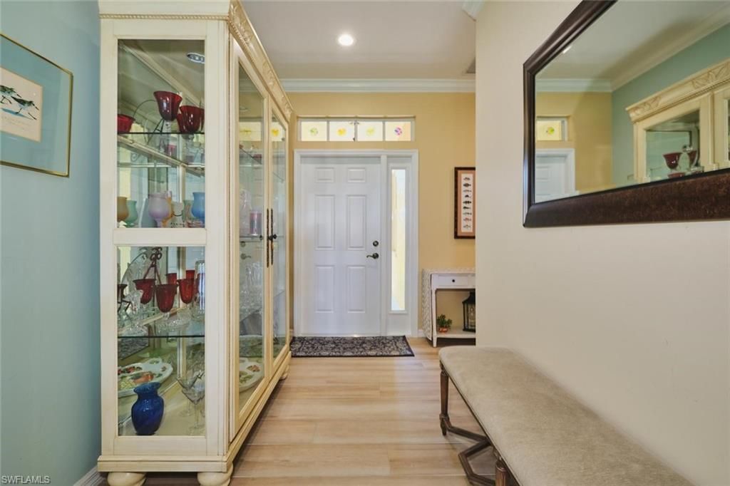 8838 Middlebrook Dr, Fort Myers, FL 33908 Photo