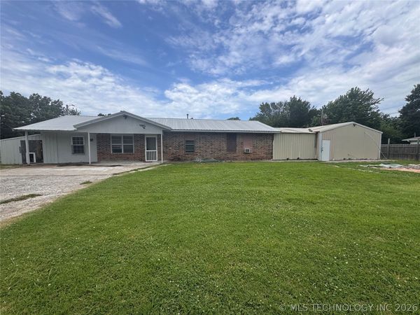 80852 S 4723 Road , Stilwell, OK 74960