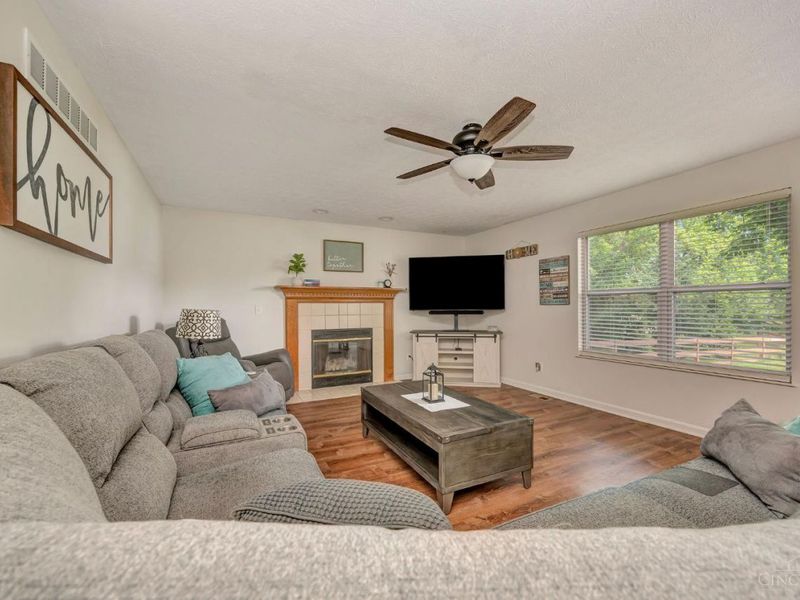 512 Patterson Court, Lebanon, OH 45036 Photo 2