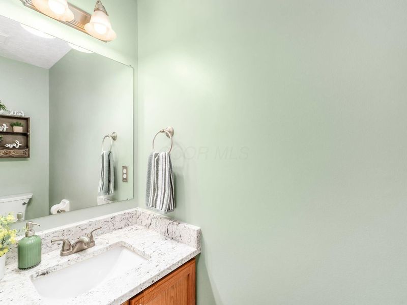 8423 Bent Maple Court, Blacklick, OH 43004 Photo 18