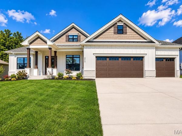 210 Fiddler's Close Road , Washington, MO 63090