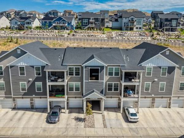 1794 W EAGLEWOOD DR N, Unit 201, Saratoga Springs, UT 84045
