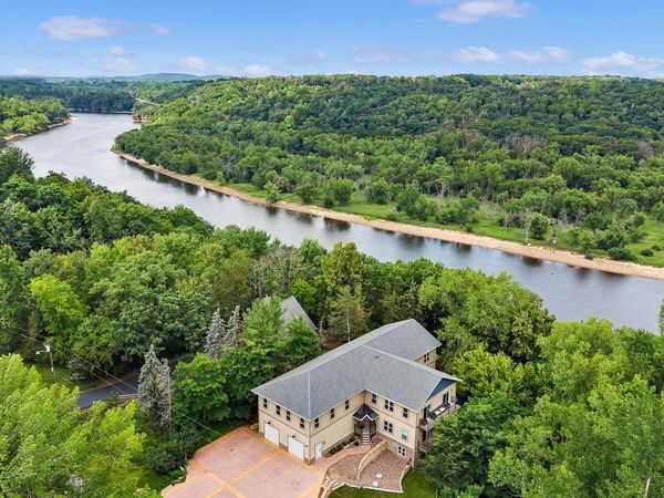 1000 Hillside Drive, Wisconsin Dells, WI 53965