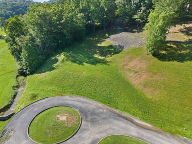 9998 & 9999 Weldon Pointe Road, Corbin, KY 40701