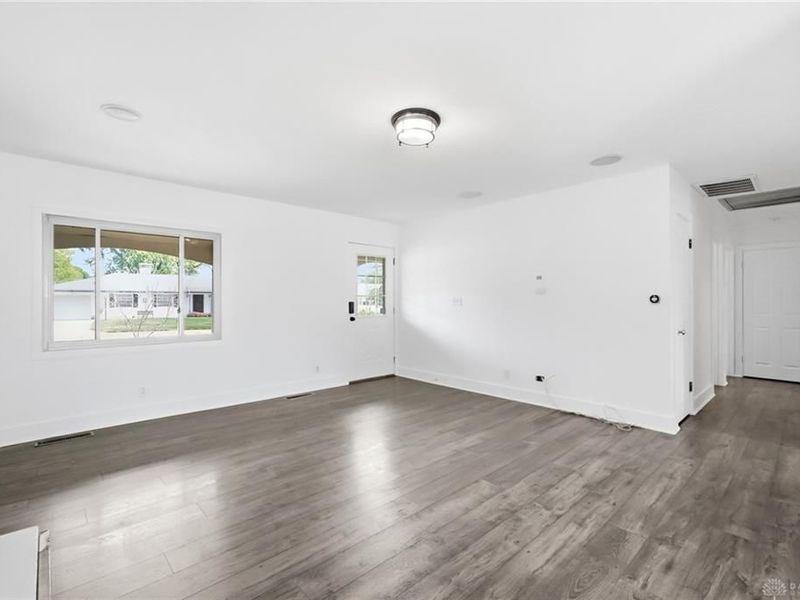 118 Jeanette Avenue, Centerville, OH 45458 Photo 5