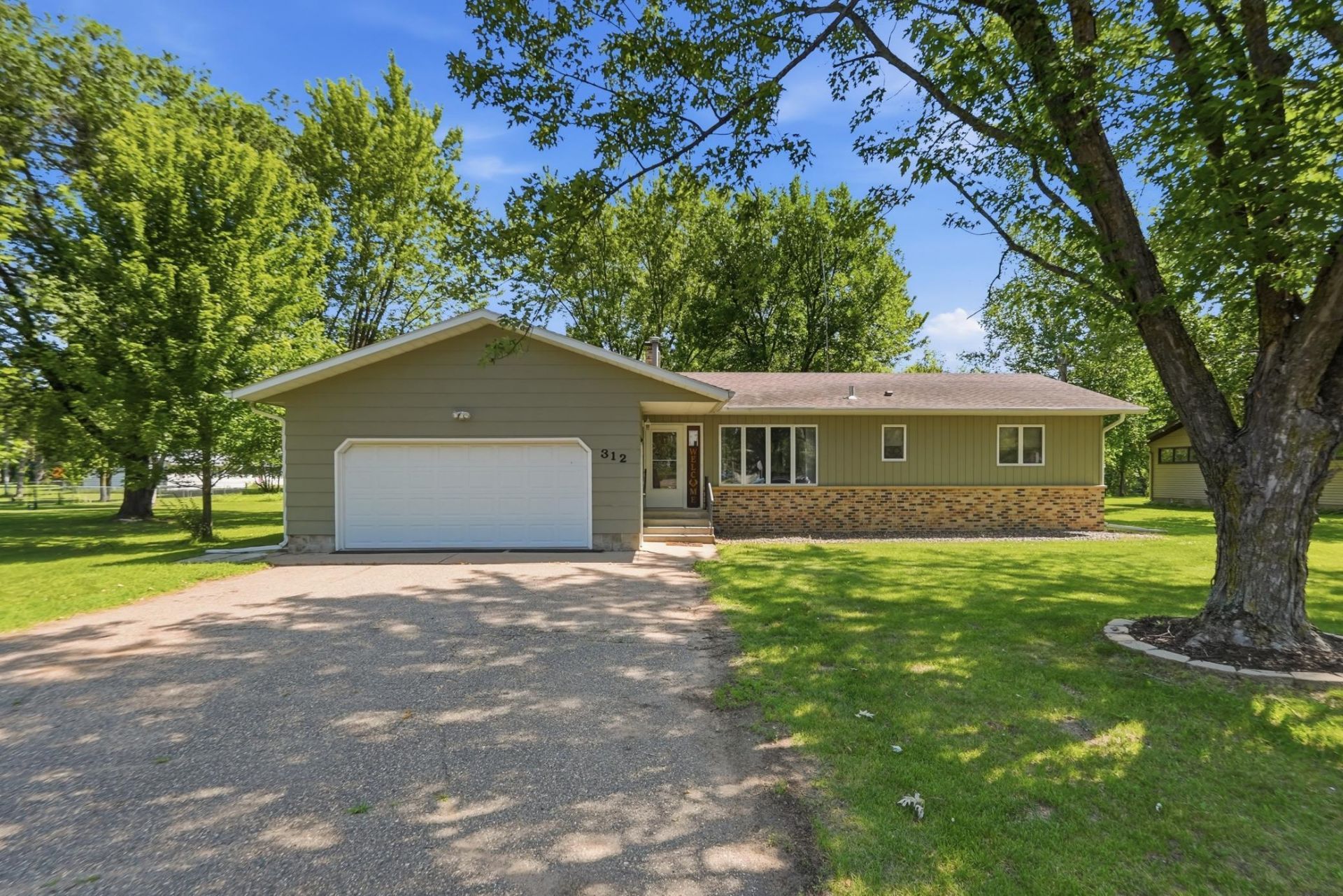 312 S Driftwood Street, Royalton, MN 56373