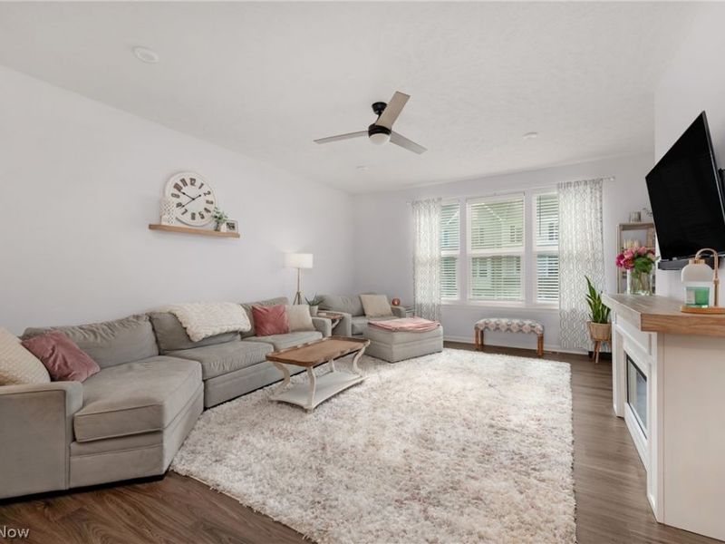 1422 Chateau Place, Avon, OH 44011 Photo 7