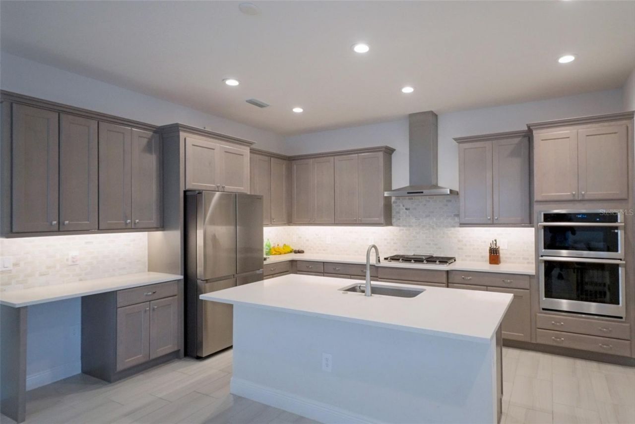 5504 Title Row Drive, Bradenton, FL 34210 Photo