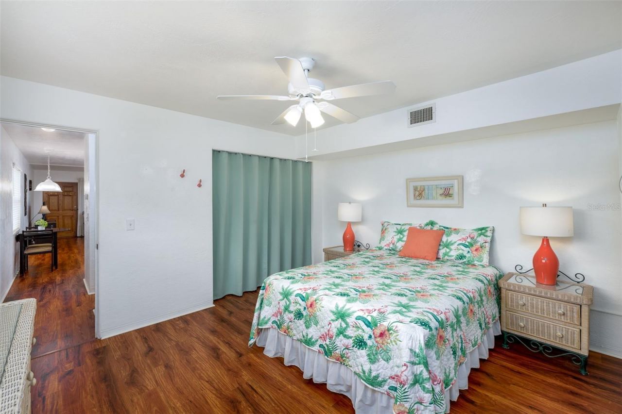 4154 56th Street N, Unit 720, Kenneth City, FL 33709 Photo
