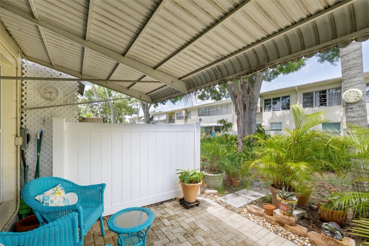 4154 56th Street N, Unit 720, Kenneth City, FL 33709 Photo