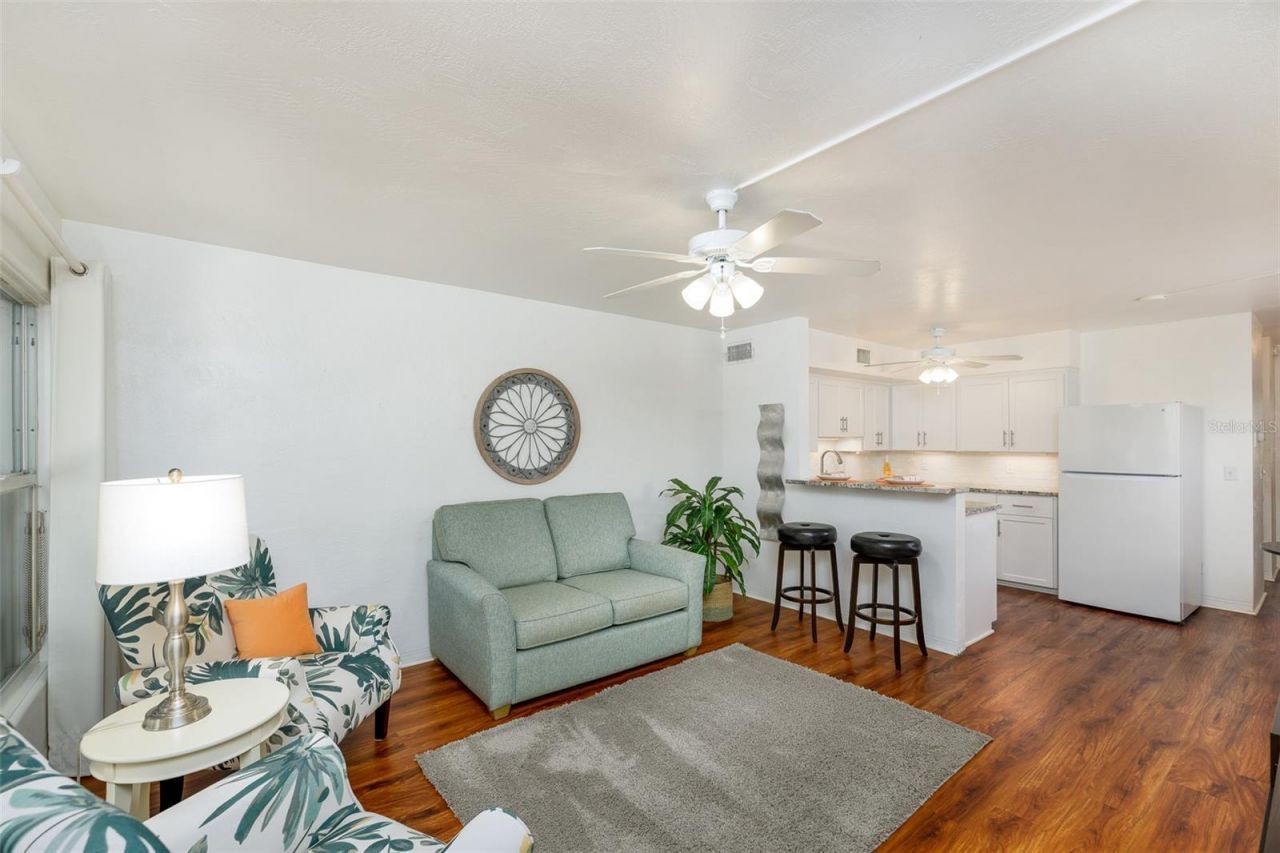 4154 56th Street N, Unit 720, Kenneth City, FL 33709 Photo