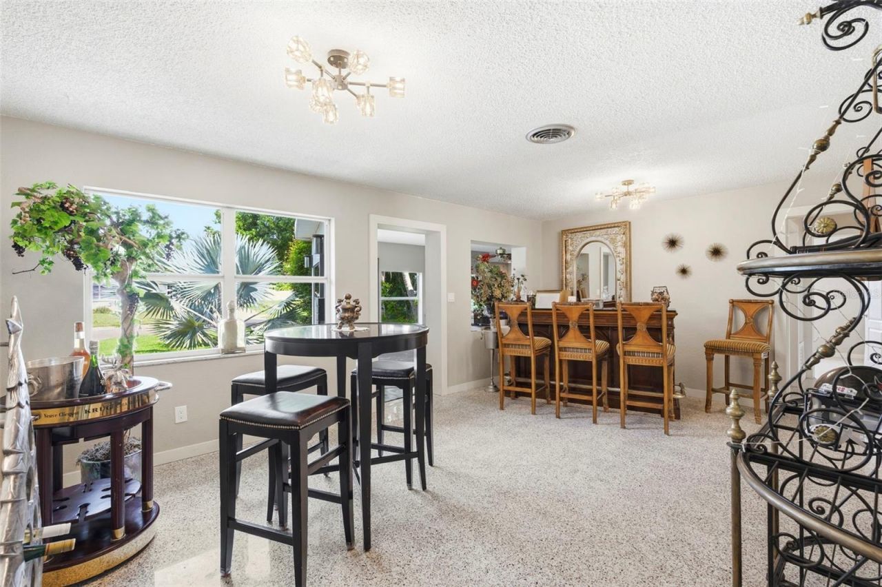 3947 Huntington Street Ne, Saint Petersburg, FL 33703 Photo