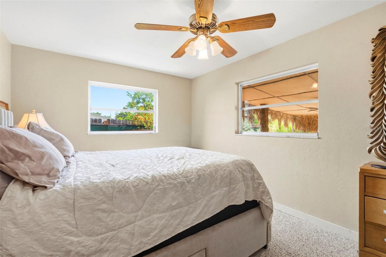3947 Huntington Street Ne, Saint Petersburg, FL 33703 Photo