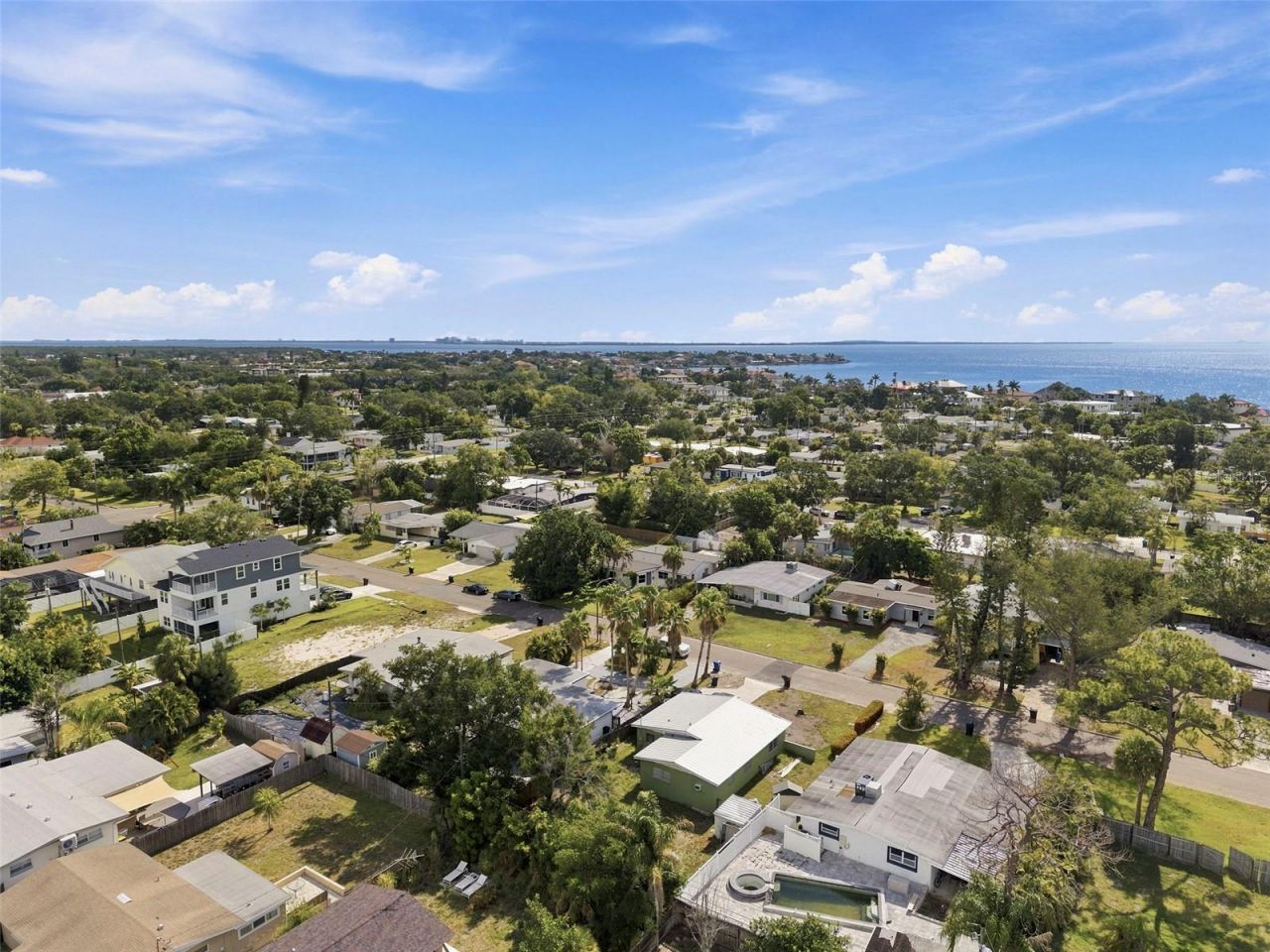 3947 Huntington Street Ne, Saint Petersburg, FL 33703 Photo