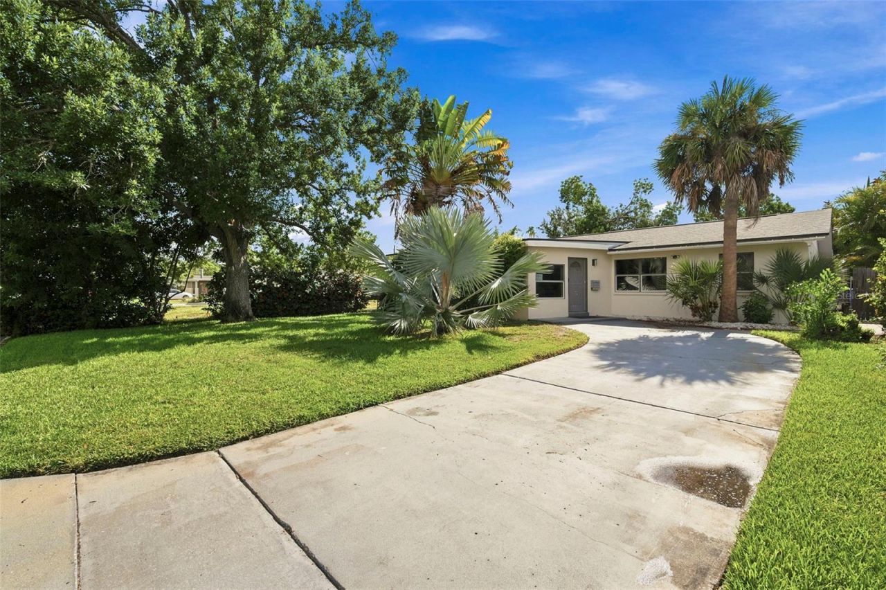 3947 Huntington Street Ne, Saint Petersburg, FL 33703 Photo