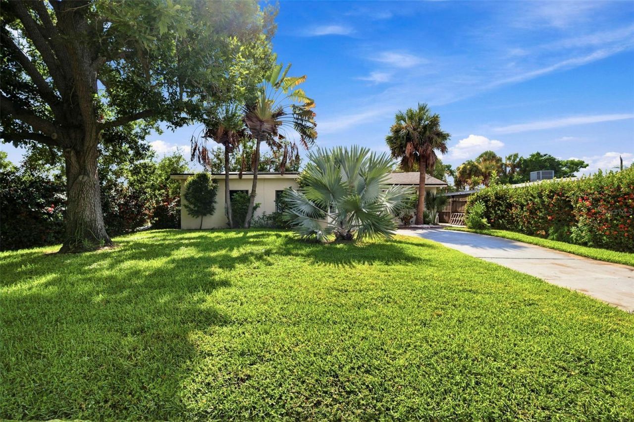 3947 Huntington Street Ne, Saint Petersburg, FL 33703 Photo