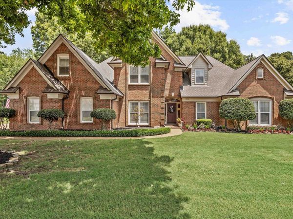 1806 NORTHCROSS PL N, Collierville, TN 38017