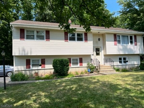 36 Cortright Rd, Hanover, NJ 07981