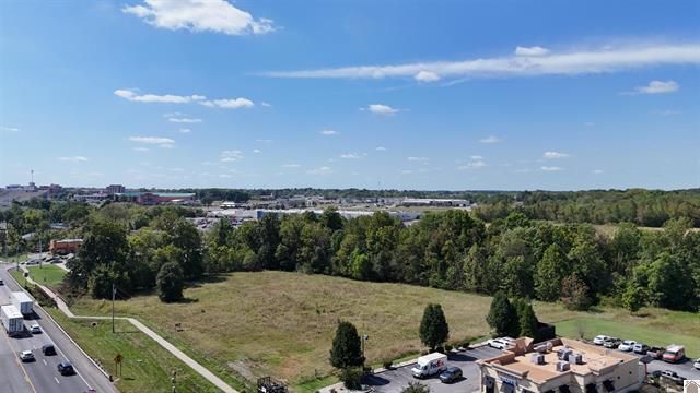 000 N 12th Street, Murray, KY 42071