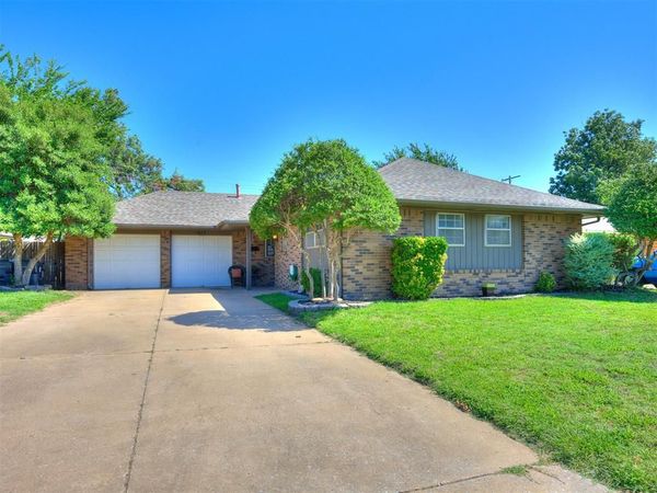 7613 NW 28th Street, Bethany, OK 73008