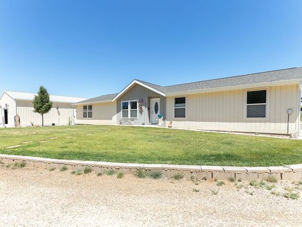 610 W OLD HIGHWAY 91 , Parowan, UT 84761