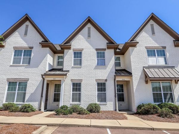102 Farm View Drive #302, Oxford, MS 38655